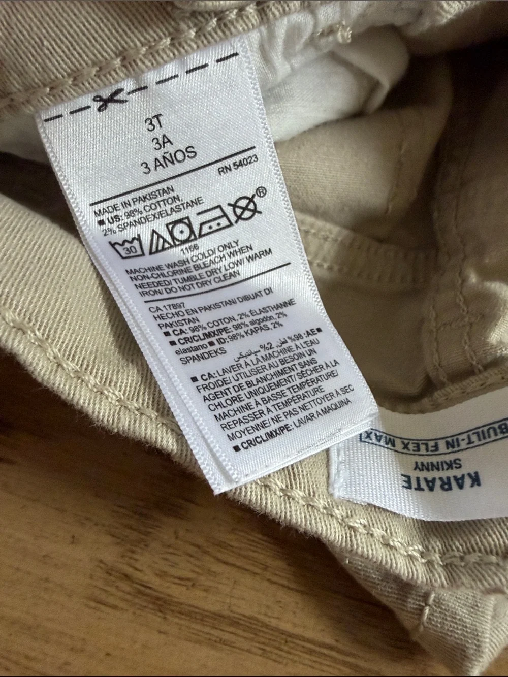 Old Navy Kids Two-Pack Jeans in Cream and Navy